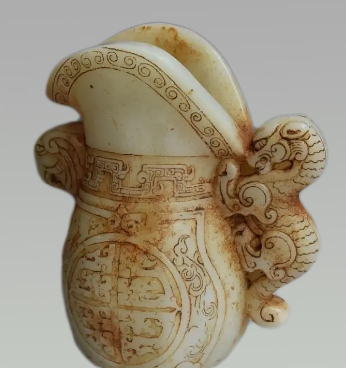 Old-Style Chinese Nephrite Pixiu Beast Vessel Cup (1 of 5)