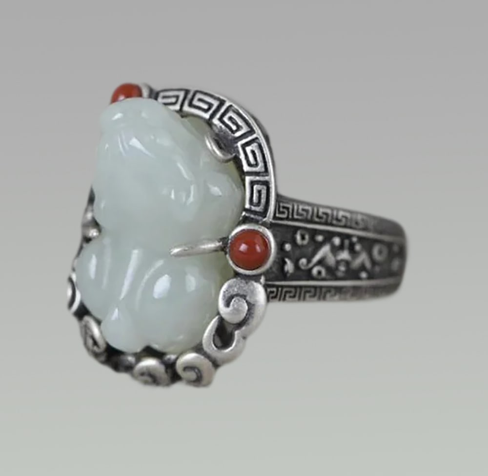 925 Silver Jade Pixiu Beast Design Chinese Ring: Size: Resizable. 23 mm - 17 mm. Weight 11.6g. Materials: 925 silver, jade, agate beads. Condition: Flawless preservation condition. This fengshui wealth Pixiu lucky beast design ring is not only a sty