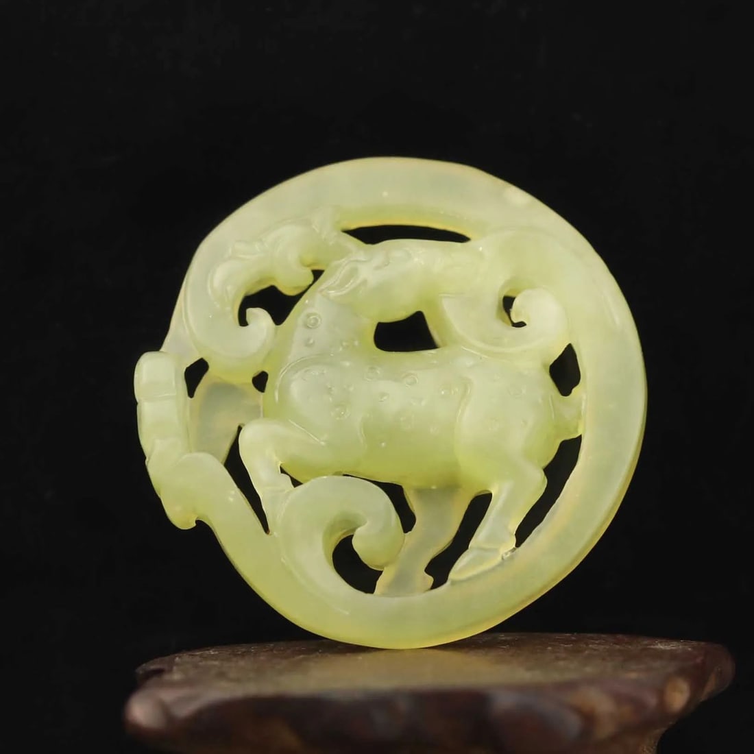 Vintage Style Chinese Jade Deer Motif Rare Pendant (1 of 5)