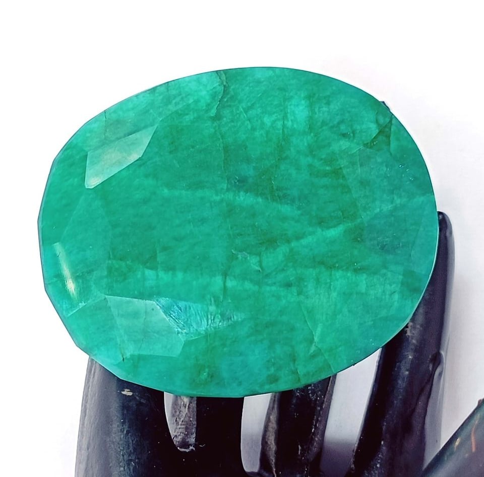 Certified huge Brazilian Green Emerald Gemstone oval beryl (1 of 4)
