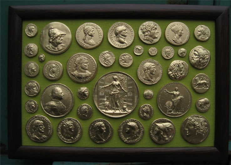 Plate with antiues coins, medals denarius see description (1 of 12)