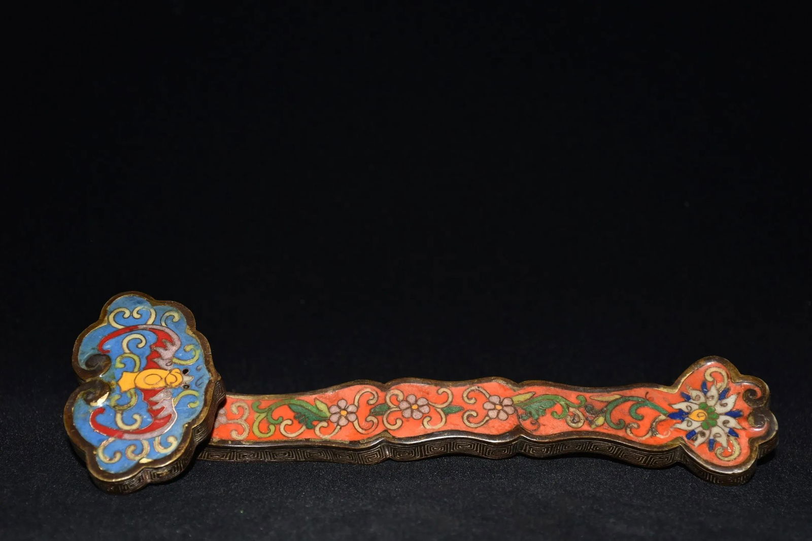 Oriental Retro-Style Ruyi Cloisonne Bronze Scepter (1 of 3)