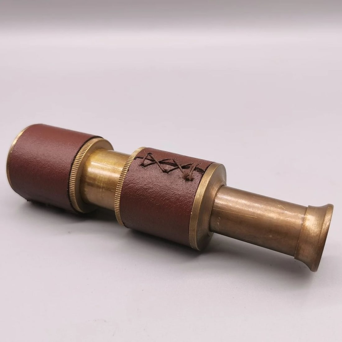 Vintage-Inspired Wood Box Bronze Glass Telescope (1 of 4)