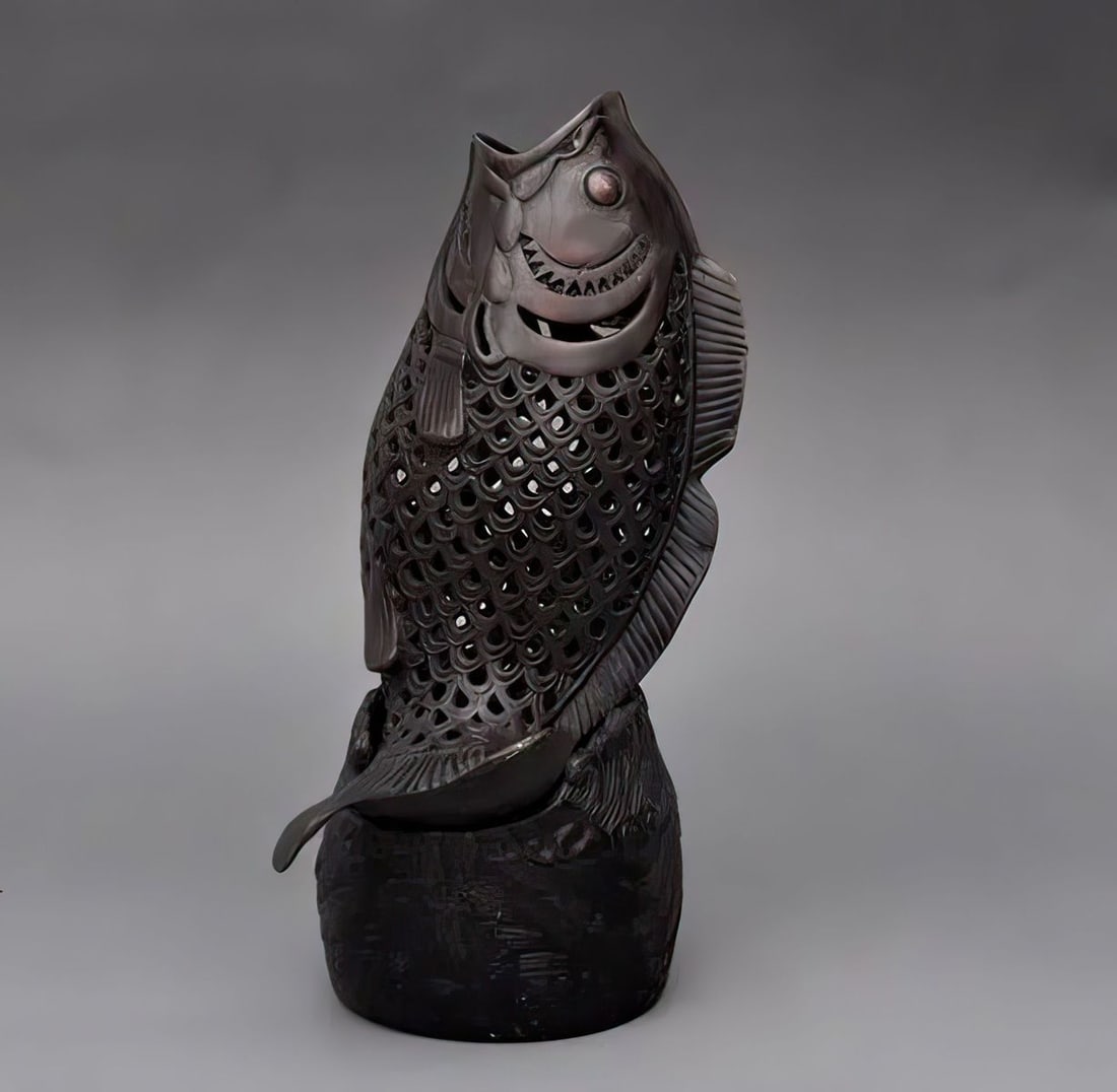 Collectable Retro Style Copper Fish Incense Burner (1 of 4)