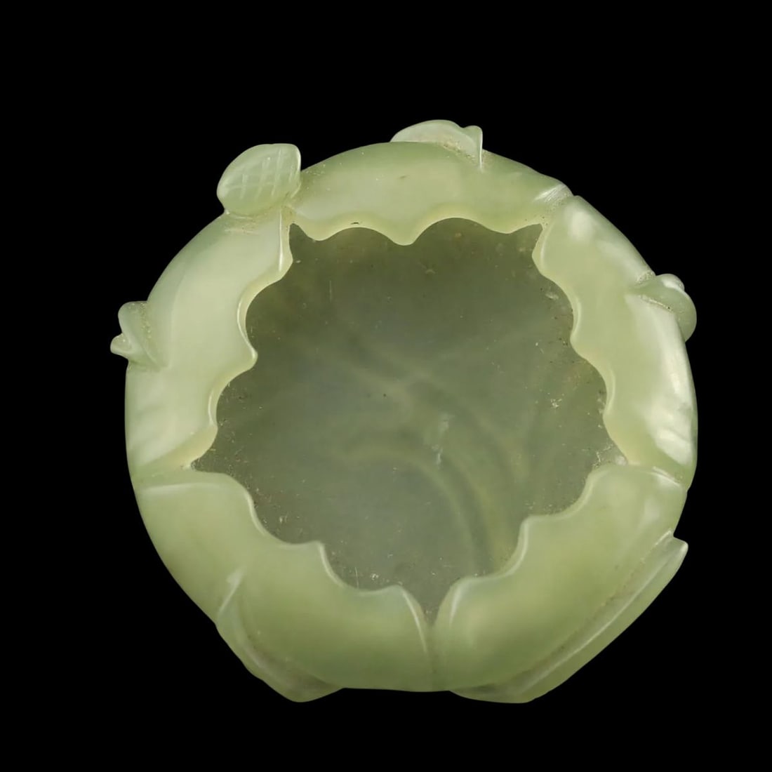 Vintage-Style Jade Brush Washer Lotus Leaf Motif (1 of 5)