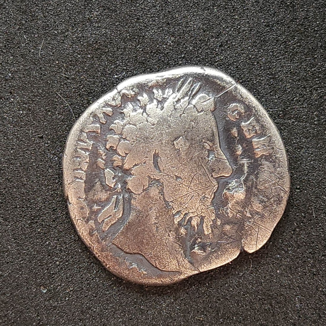 Silver Denarius Coin Emperor Marcus Aurelius 161-180 AD Ancient Rome (1 of 5)