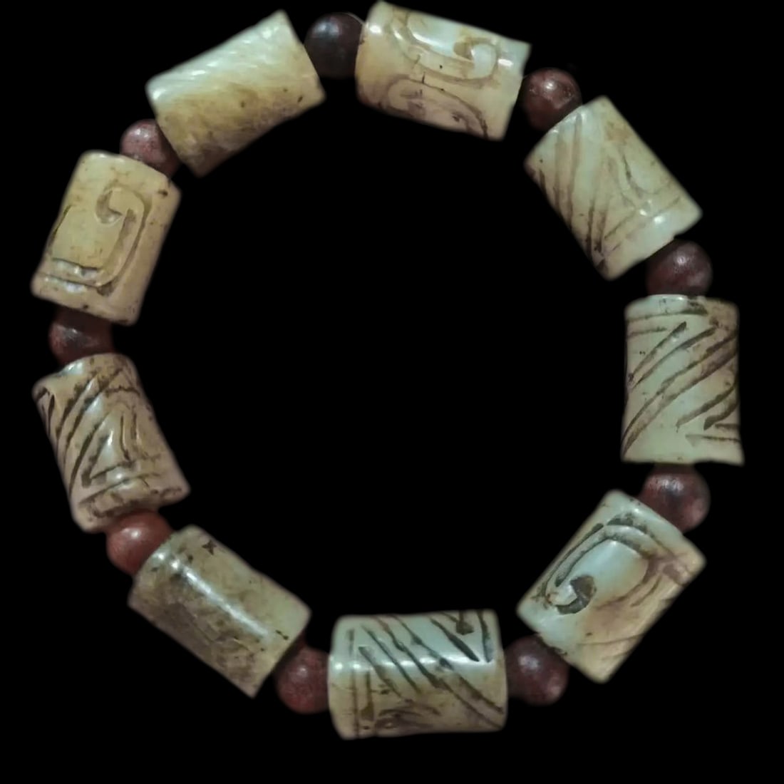 Hand-Carved Hetian Jade Scripture Bead Bracelet: Size: Bead's diameter approx. 1 cm. Materials: Hetian jade, wood. Condition: Looks like vintage. This is a vintage-style bracelet made of natural Hetian jade, known as one of the most prized types of 