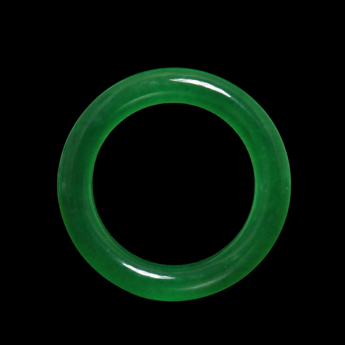 Polished Bright Green-Color Jade Bangle Bracelet (1 of 6)