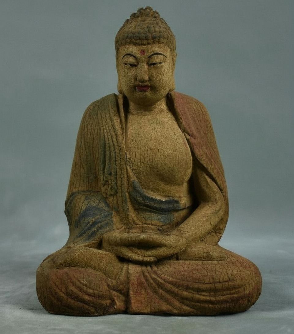 Vintage Statue Amitabha Seated Lotus Position: Size: Height 22 cm - Width 16 cm. Weight 350 g. Materials: Wood, lacquerware, paint. Condition: Looks like vintage. This vintage-style statue depicts Amitabha Buddha, seated serenely in the traditiona