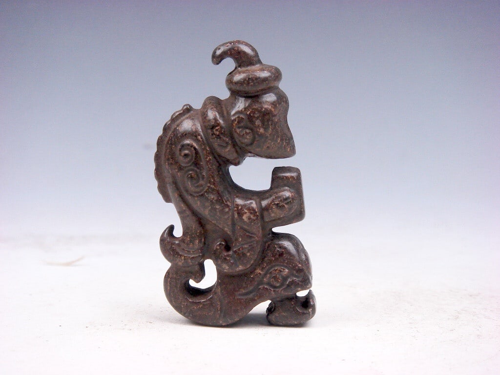 Chinese Sculpture Small Figure Carved Jade Statue (1 of 6)