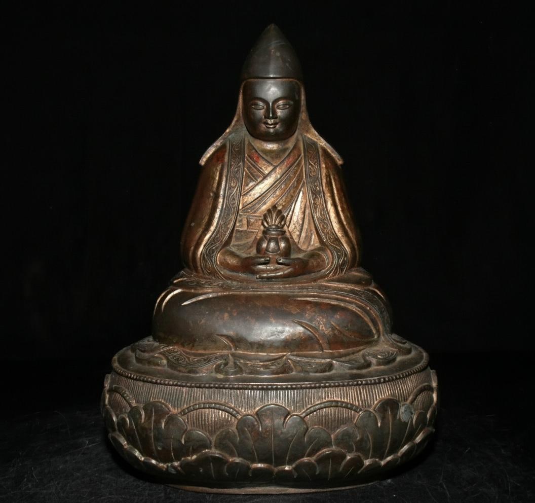 Retro-Style Chinese Bronze Deity Figure Zongkaba (1 of 12)