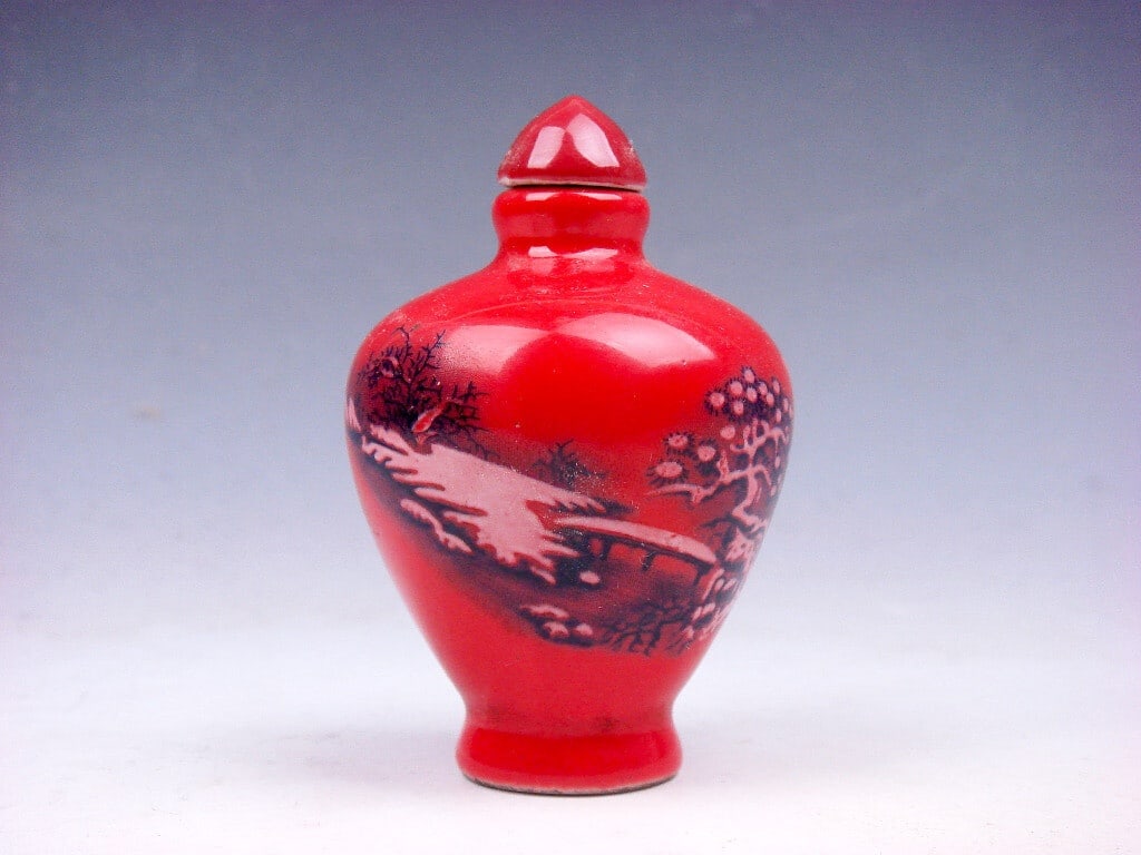 Retro Style Asian Snuff Bottle Box Snow Landscape (1 of 5)