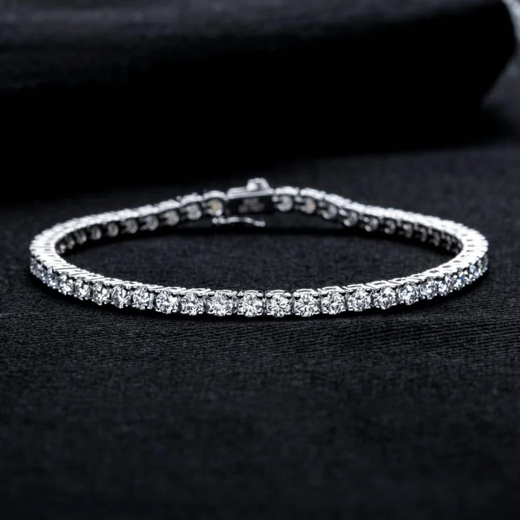 Moissanite Tennis Bracelet Silver Iced Out GRA: Size: Length 16.5 cm. Weight 10 g. Materials: 925 sterling silver, moissanite. Condition: New. This tennis bracelet features a classic single-row design crafted from 925 sterling silver. It is set