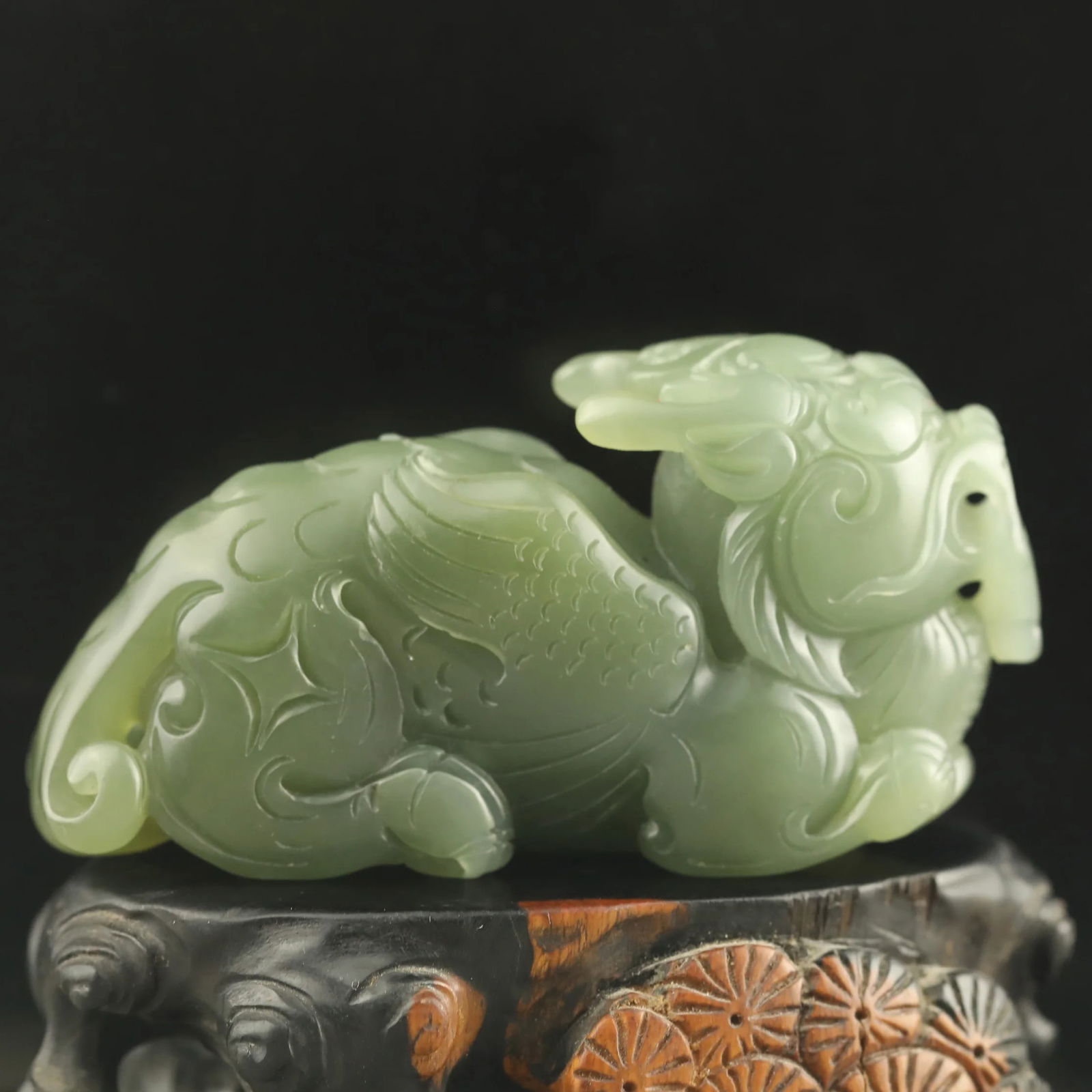 Retro Pixiu Beast Hand Carved Green Jade Pendant (1 of 6)