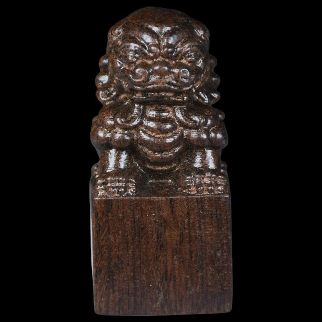 Hand-Carved Foo Dog Seal Vintage-Style Sculpture (1 of 5)