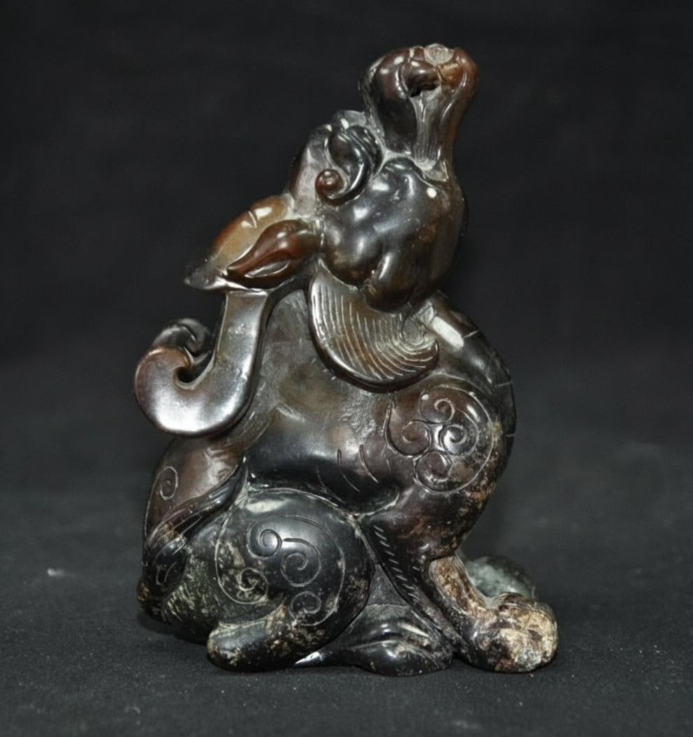 Sitting Pixiu Statue Chinese Beast Jadeite Carving (1 of 6)