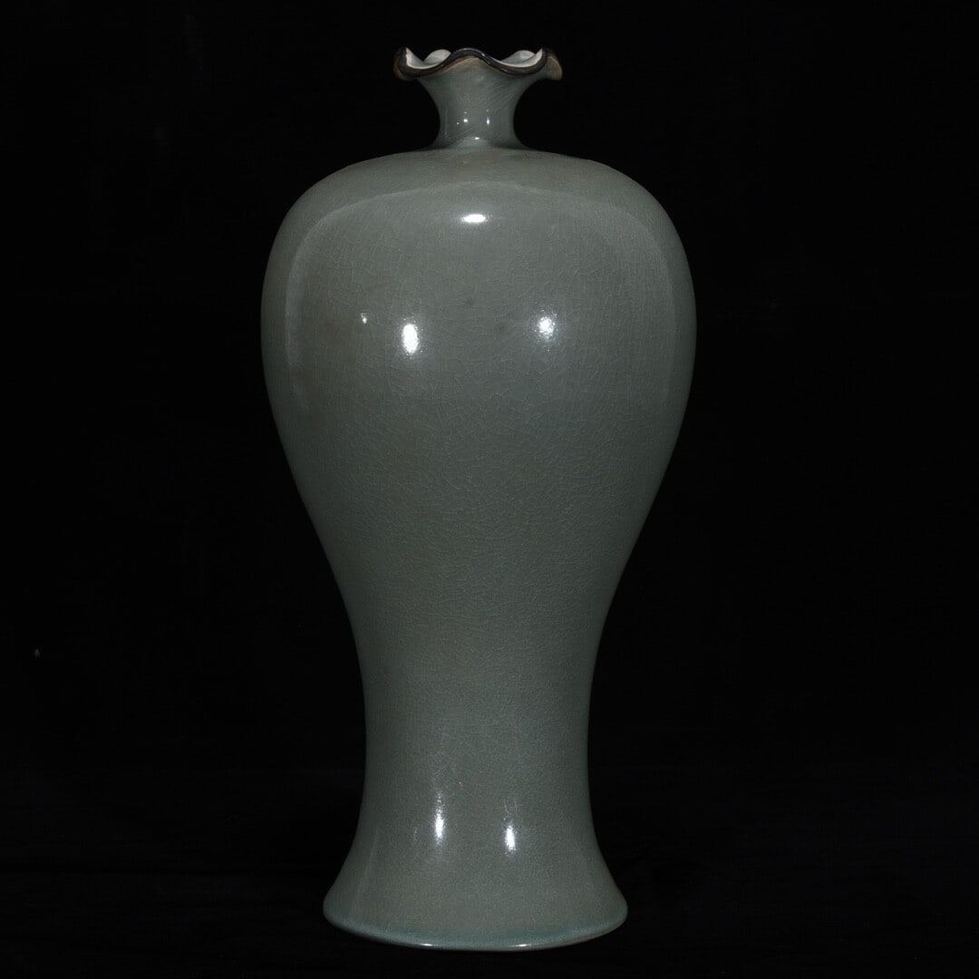 Retro-Inspired Chinese Grey Porcelain Vase Vessel (1 of 9)