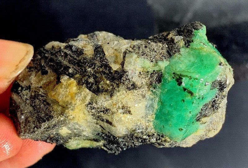 Raw rough Matrix Crystal Gemstones - 4