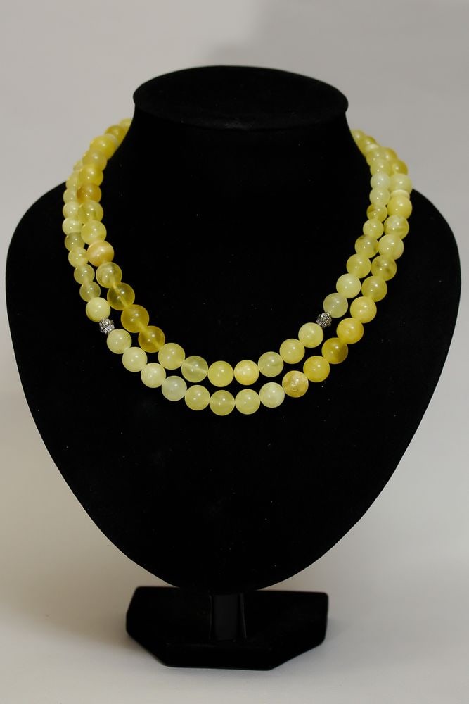 Retro Baltic Amber Necklace Natural Yellow Beads, Classic Look (1 of 10)