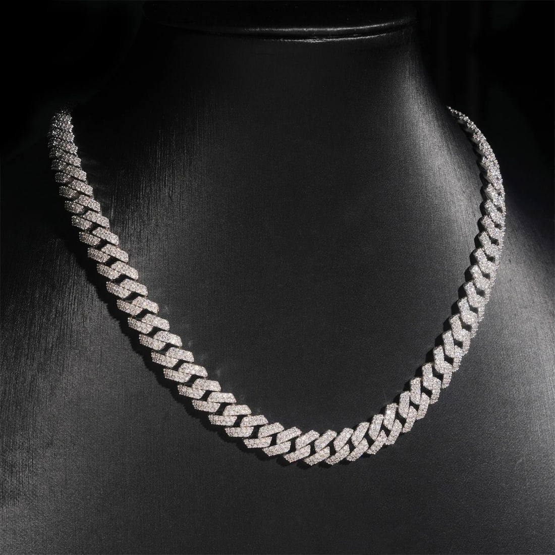 S925 Silver Cuban Link Moissanite Luxury Necklace (1 of 4)