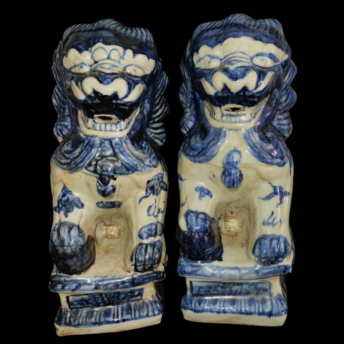 Blue White Porcelain Foo Dog Guardian Statue Pair (1 of 6)
