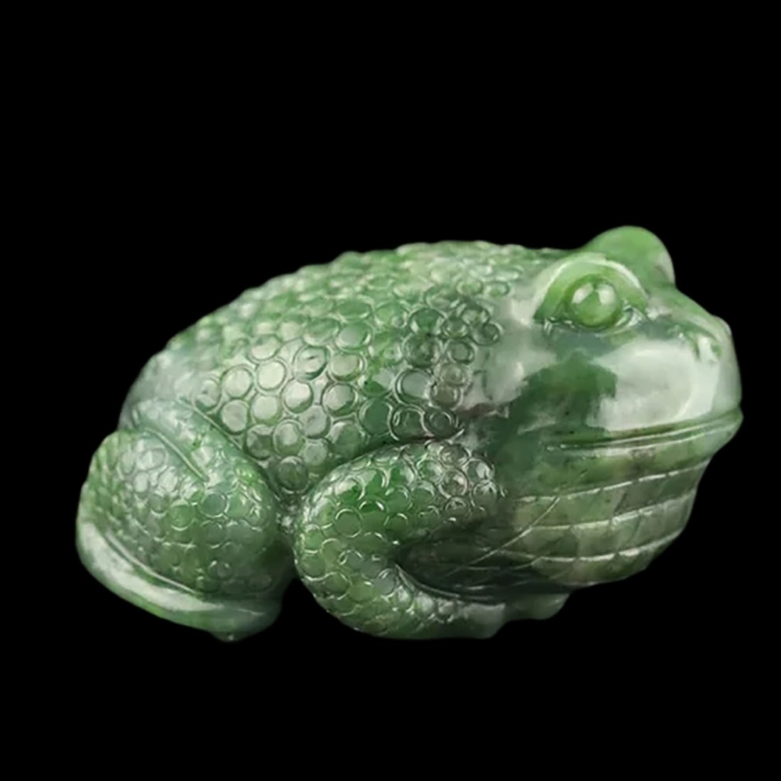 Vibrant Green Hetian Jade Jin Chan Frog Pendant (1 of 4)
