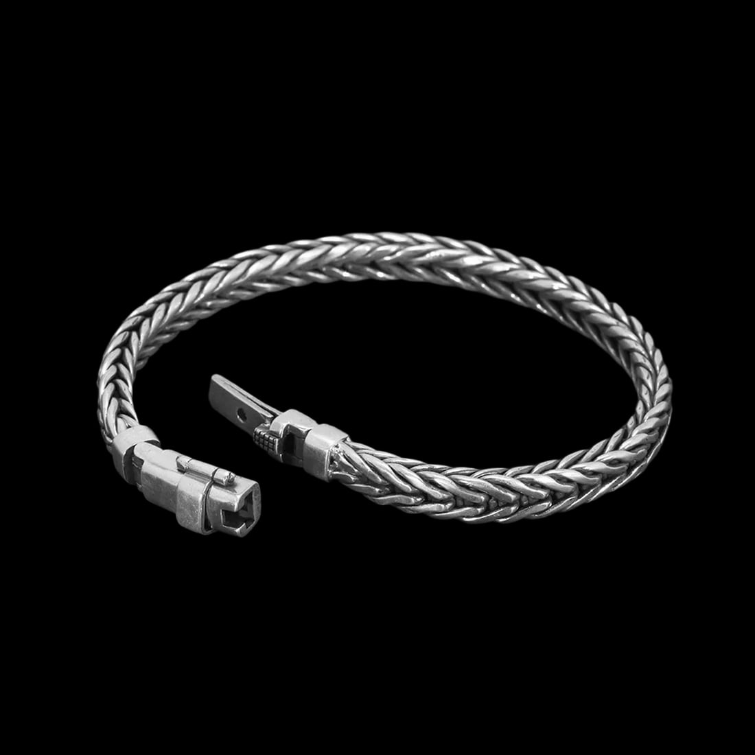 Unique Solid Silver Braided Keel Heritage Art - 3