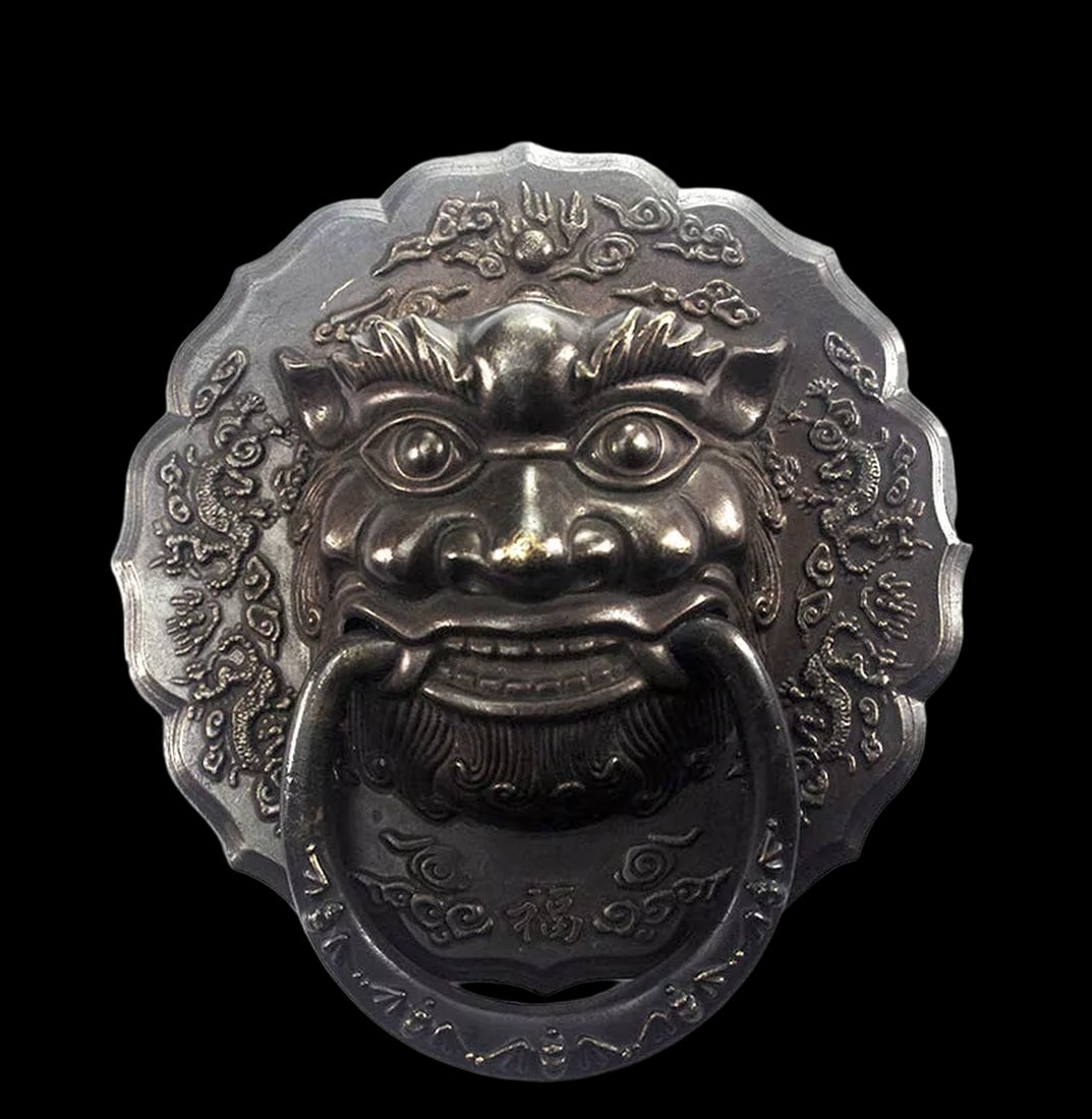 Black Bronze Lion Design Ornament Door Knocker (1 of 3)