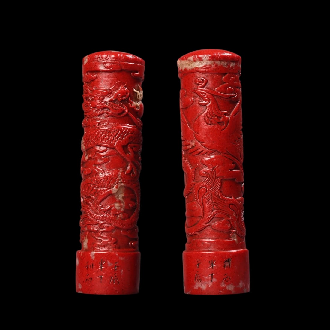 Exquisite Red Stone Stamp Dragon Phoenix Seal: Size: Height 19 cm - Length 5 cm. Weight 2.5 kg. Materials: Stone. Condition: Looks like vintage. This piece, crafted in the style of a classic protective totem, is a tall column hand-carved from a