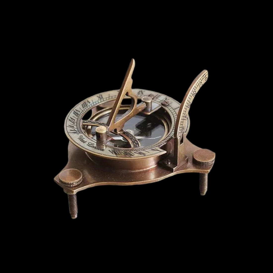 Chinese Vintage Style Copper Nautical Sundial: Size: Height 6 cm - Length 8.5 cm - Width 8.5 cm. Weight 127 g. Materials: Copper. Condition: Looks like vintage. This fascinating piece is crafted in the style of a historic nautical instrument,
