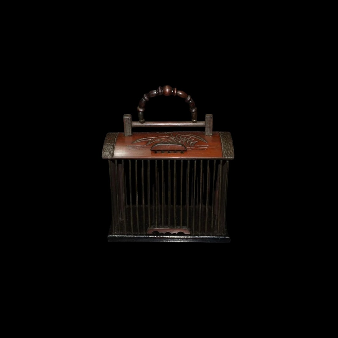 Chinese Vintage Style Carving Bamboo Cricket Cage: Size: Height 15.5 cm - Length 12 cm - Width 7 cm. Weight 110 g. Materials: Bamboo. Condition: Appears to have a classic aesthetic. This cricket cage features a rhythmic arrangement of thin,