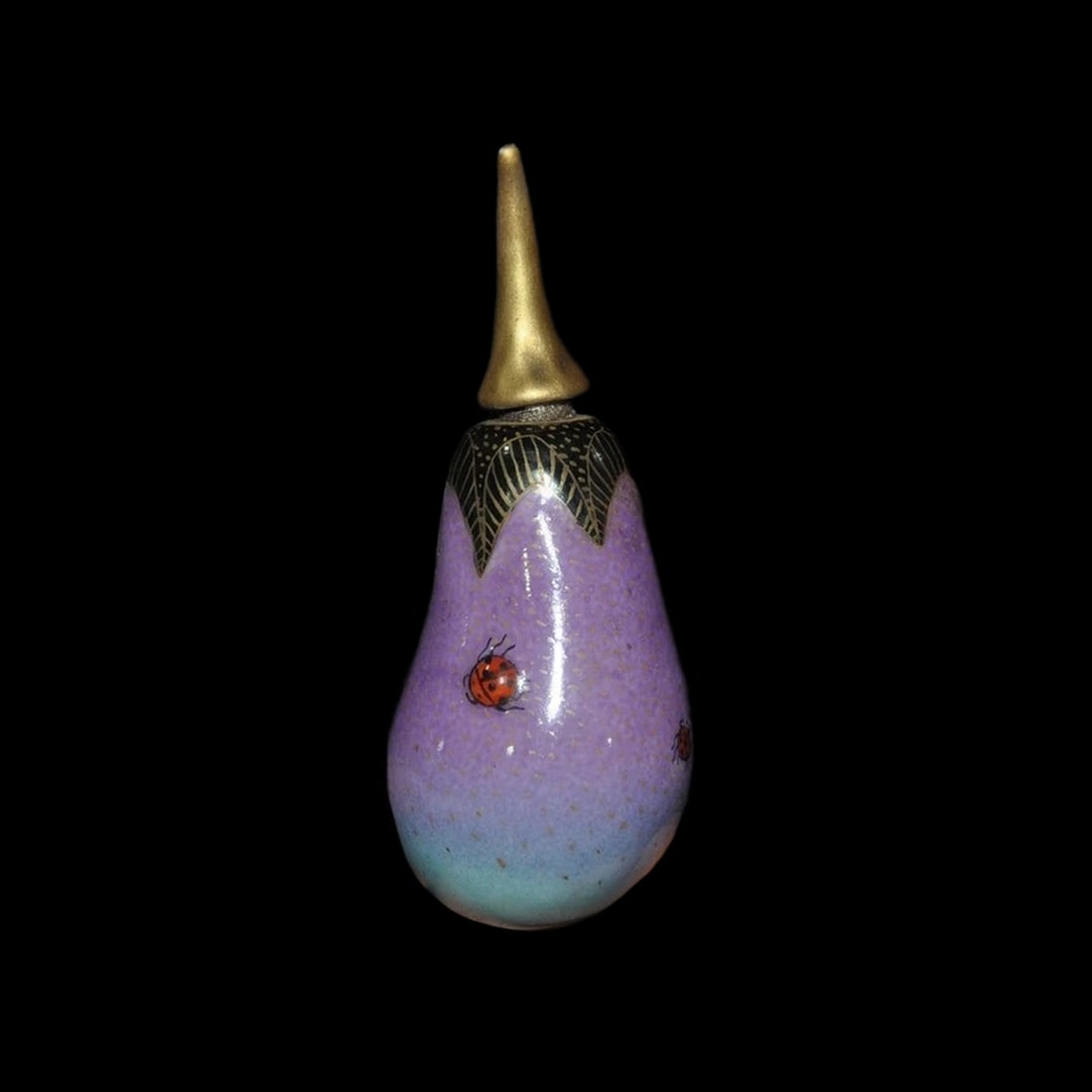 Chinese Antique Style Ladybug Motif Snuff Bottle (1 of 9)