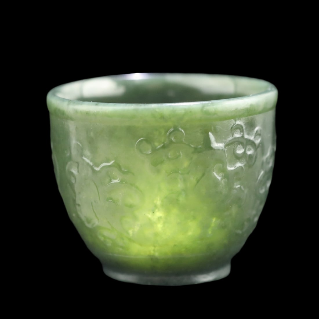 Asian Natural Hetian Jade Hand Carved Flower Tea Cup: Size: Height 4 cm - Length 5 cm - Width 5 cm. Weight 80 g. Materials: Jade Condition: Excellent This statue features a refined shape and a distinctive style. The body displays intricate carvings that 