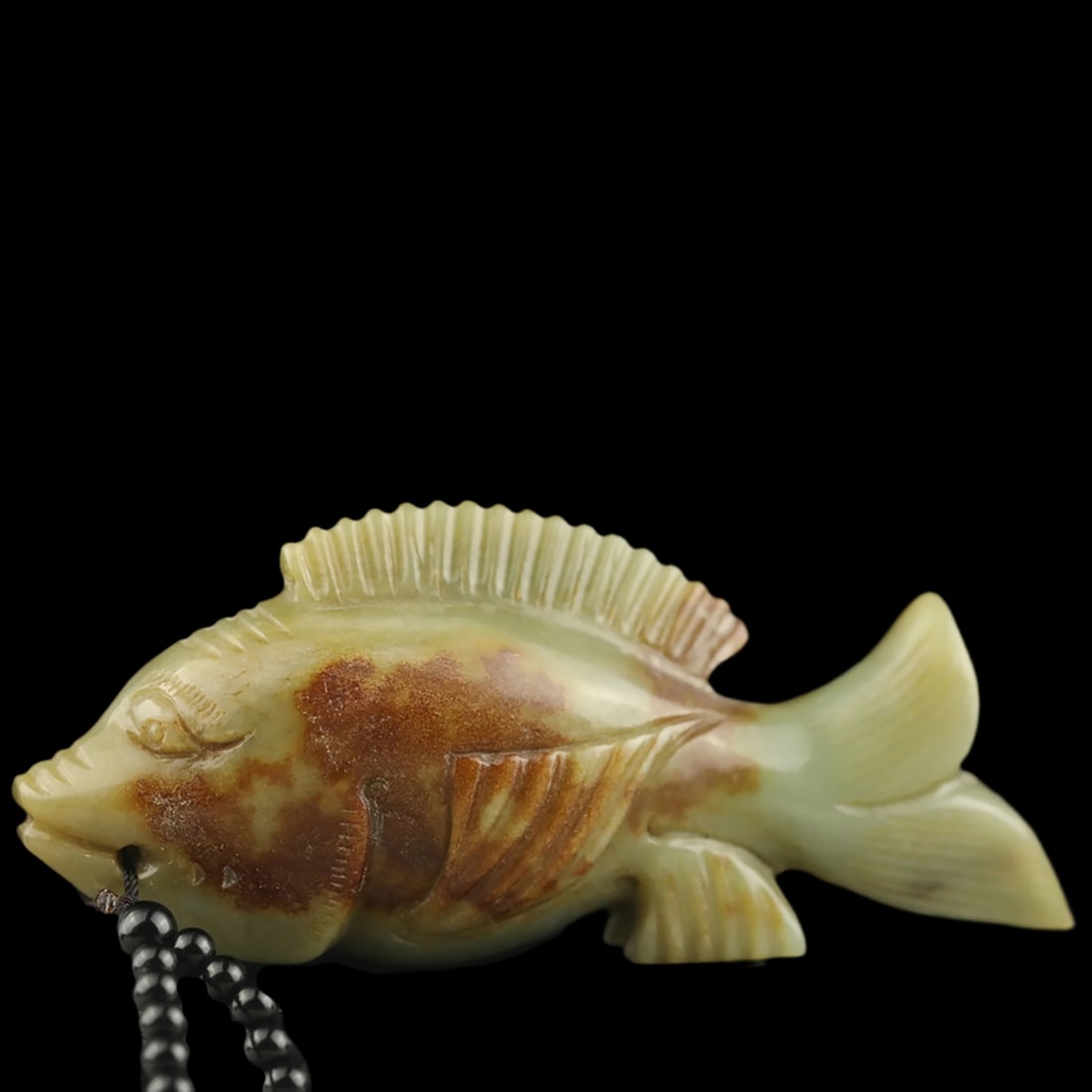 Oriental Jade Traditional Fish Pattern Pendant - 2