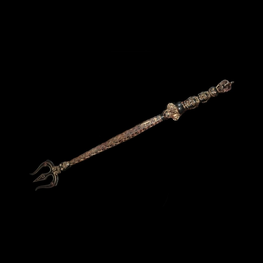 Tibetan Bronze Buddha Skull Vajra Dorje Amulet (1 of 4)