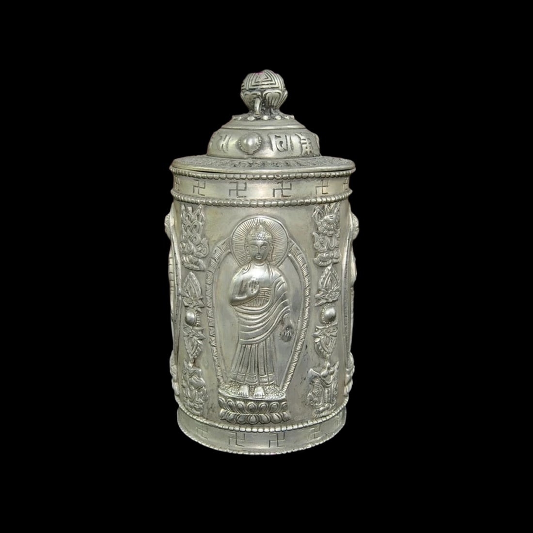 Oriental Old Style Silver Shakyamuni Wheel Mantras: Size: Height 22 cm - Length 11.5 cm - Width 11.5 cm. Weight 1.8 kg. Materials: Tibetan silver (alloy of tin with copper or zinc). Condition: Looks like vintage. This ritual prayer wheel is a