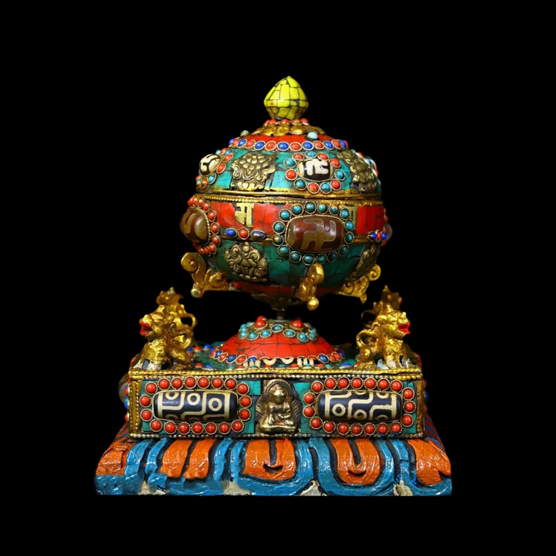 Oriental Vintage Style Prayer Wheel Mosaic Pattern (1 of 5)