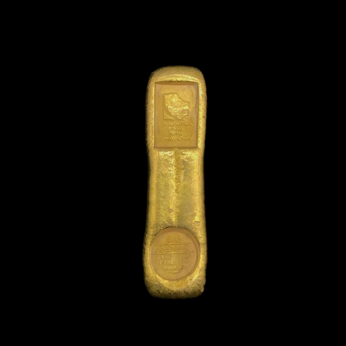 Chinese Vintage Style Yuanbao Gilded Brass Bar: Size: Height 0.8 cm - Length 9 cm - Width 2 cm. Weight 224 g. Materials: Brass with plated gold (gilt). Condition: Resembles a retro aesthetic. This item is a handcrafted replica of a retro-style