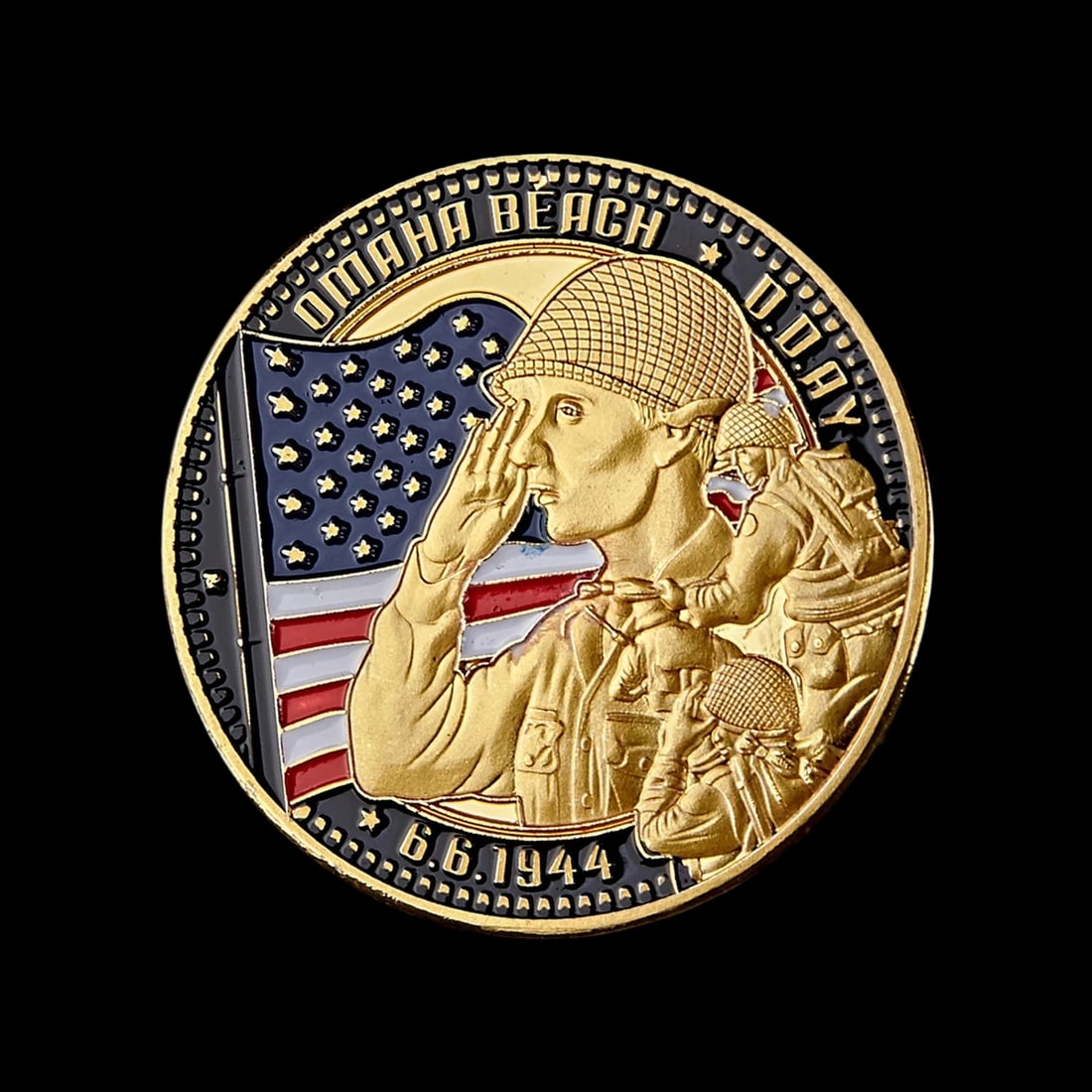 USA Memory World War II Coin Rests Honored Glory: Size: Diameter 40 mm - Thickness 3 mm. Weight 28 g. Materials: Iron, plated gold. Condition: New. This reproduction of the World War II Omaha Beach commemorative coin is a masterfully struck