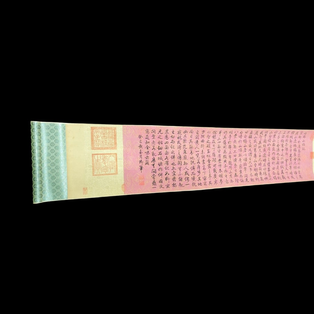 Chinese Vintage Style Imperial Pattern Scroll: Size: Height 220 cm - Length 30 cm. Materials: Paper. Condition: Excellent. This beautifully crafted reproduction of an ancient Chinese scroll depicting many hieroglyphs, imperial painting of emperor