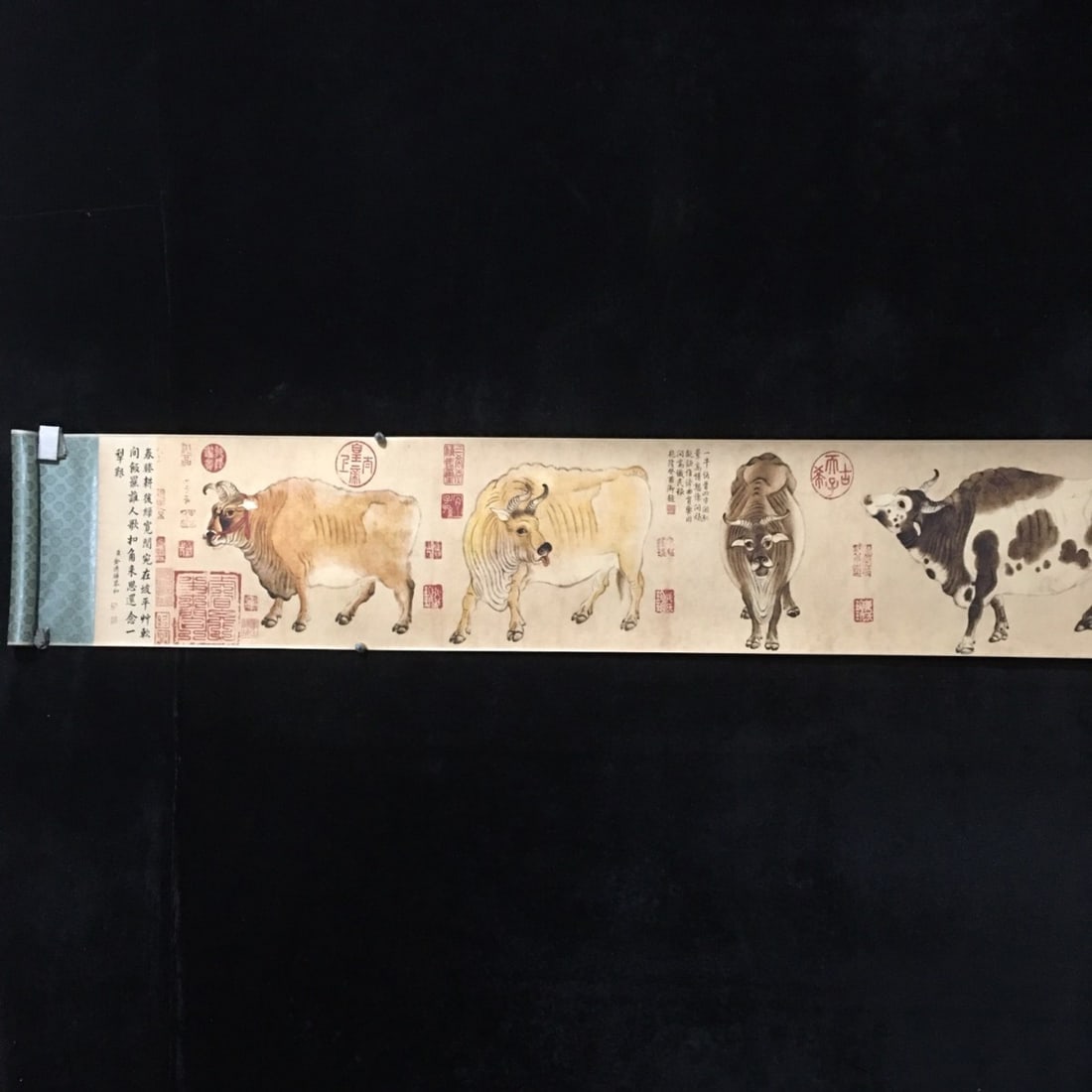Asian Wood Five Bulls Picture Wall Scroll Decoration (1 of 9)