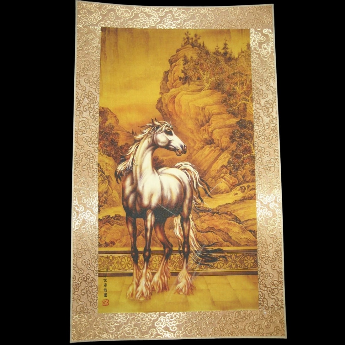 Oriental Vintage Style Paper Scroll Horse Pattern: Size: Height 53 cm - Length 32 cm. Materials: Rice paper. Condition: Resembles a retro aesthetic. This captivating and elegant scroll reproduction is in the style of the legendary court painter Lang