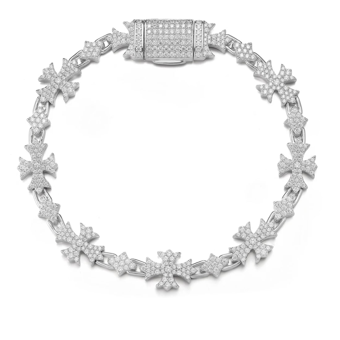 Unique Sterling Silver Moissanite Gothic Cross Link Bracelet: Size: Length 17.78 cm - Width 1 cm. Weight 0.02617 kg. Materials: 925 sterling silver, moissanite, cubic zirconia Condition: New This luxurious bracelet features a repetitive series of masterfully