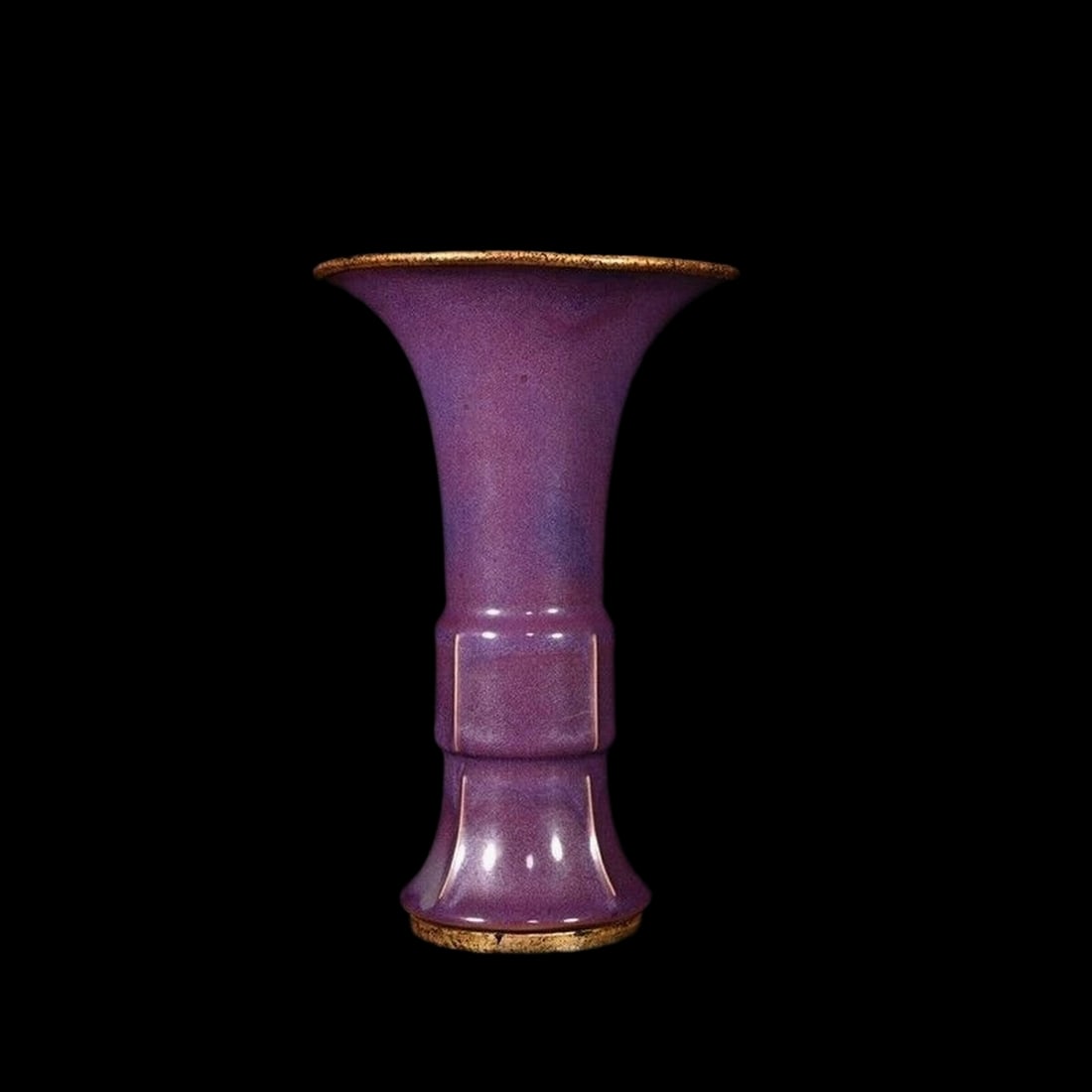 Chinese Retro Style Cup Vase Vessel Purple Hue: Size: Height 26 cm - Length 16.5 cm. Weight 2.4 kg. Materials: Porcelain. Condition: Resembles a retro aesthetic. This Chinese ceramic vessel is expertly crafted in the Guan-pecter Jun style of potter