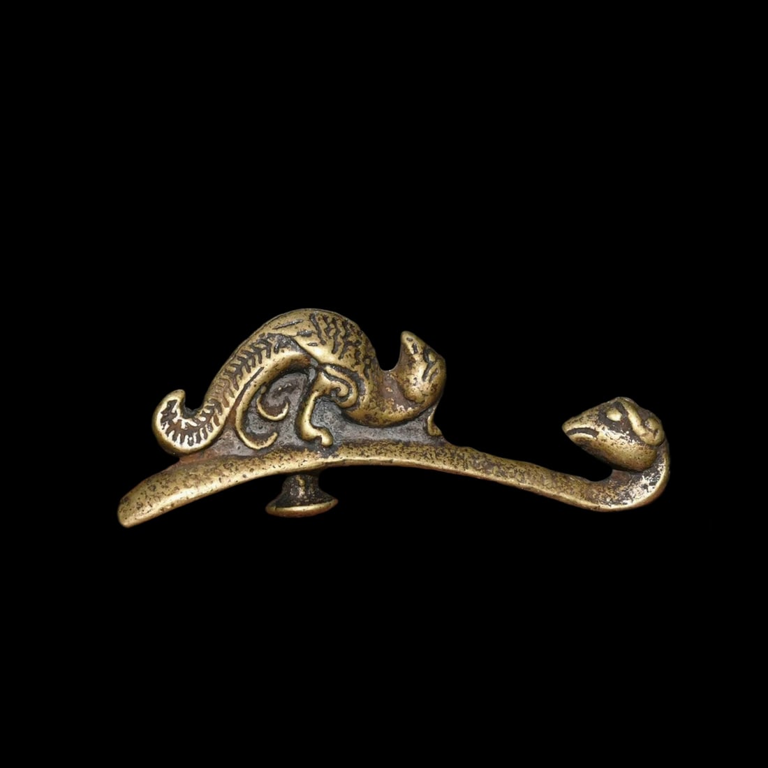 Antique Style Brass Ru Yi Scepter Beast Scepter: Size: Height 2.8 cm - Length 6.9 cm - Width 0.8 cm. Weight 0.3 kg. Materials: Brass. Condition: Resembles a retro aesthetic. This miniature Ruyi scepter is cast from solid brass and adorned with an