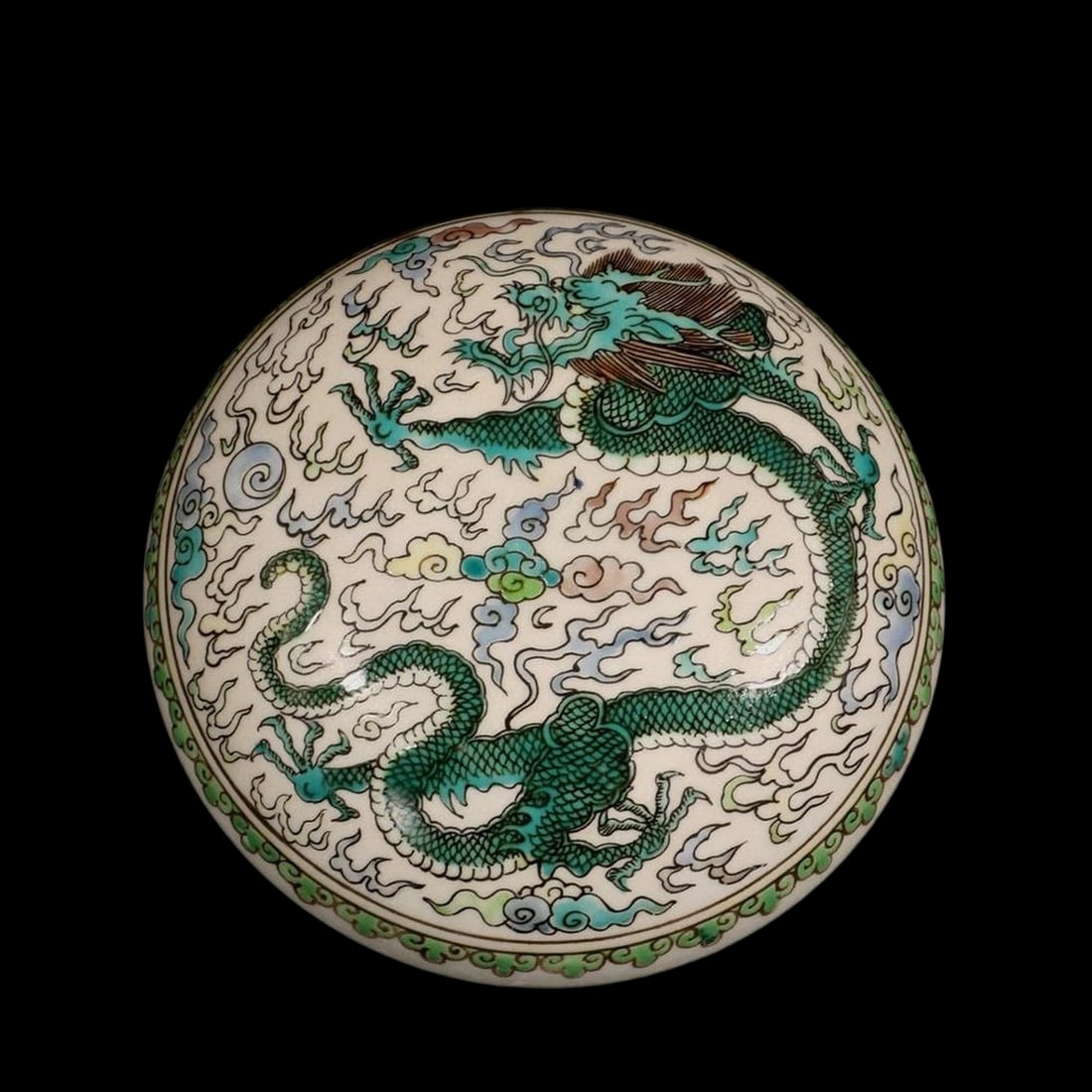 Asian Old Style Porcelain Lid Box Dragon Pattern (1 of 8)
