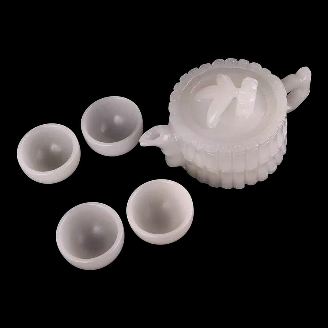 Traditional White Jade Handmade Tea Tableware Set: Size: Height 12.2 cm - Length 25.4 cm - Breadth 25.4 cm. Weight 1000 g. Materials: Jade. Condition: Looks like vintage. This exquisite traditional white jade handmade tea tableware set is a masterpiec
