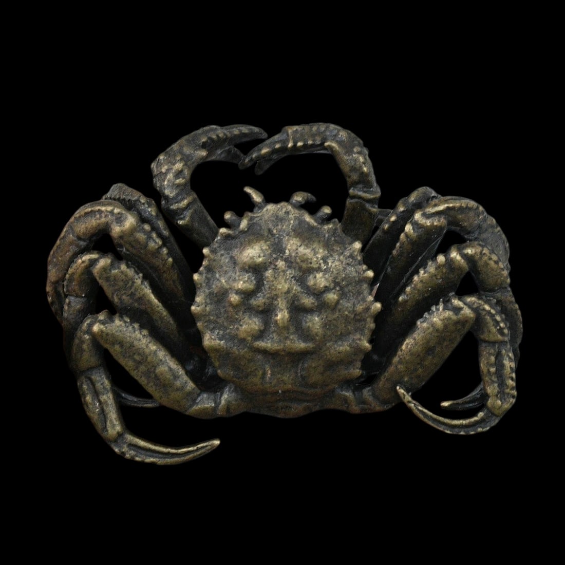 Vintage Bronze Chinese Dynasty Crab Animal Statue Sculpture: Size: Height 2 cm - Length 5 cm - Width 4 cm. Weight 300 g. Materials: Bronze Condition: Excellent This small bronze item showcases a dense metallic composition with a rich, uniform patina covering it