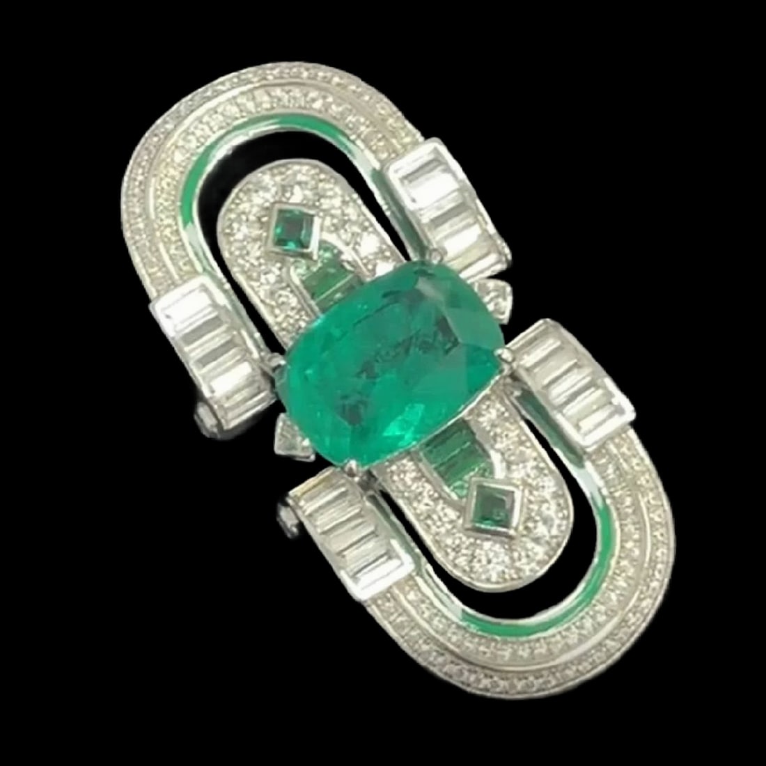 Unique Sterling Silver Green Gemstone Zircon Ring (1 of 2)