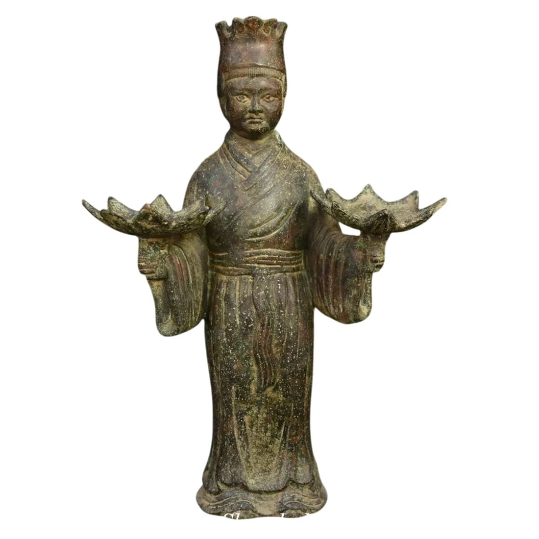 Song Dynasty Inspired Man Design Candle Holder: Size: Height 34.5 cm - Length 23.4 cm - Width 11.2 cm. Weight 3500 g. Materials: Bronze. Condition: Looks like vintage. This candle holder, inspired by the Song Dynasty, features a finely sculpted fig